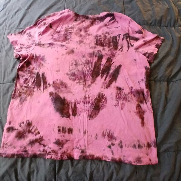 Purple on Purple - Tie Dyed V-neck cotton T-shirt - Picture 2 of 5